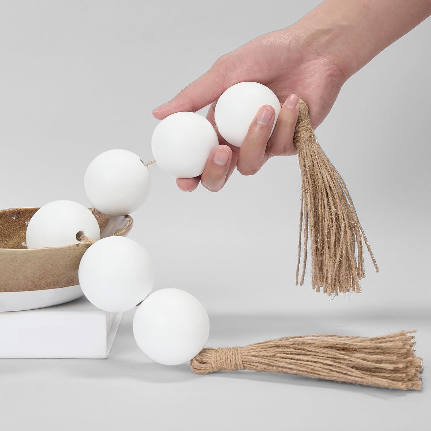 OMISHE Extra Large Wood Bead Garland with 2&#34; Diameter Wooden Beads, 25.5&#34; Long Rustic Farmhouse Wooden Decorative Beads Boho Decorations for Home Table Mantle, White